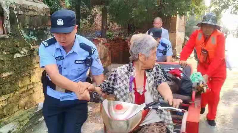 河南抗洪救灾中的“菲律宾亚星”力量(图2)